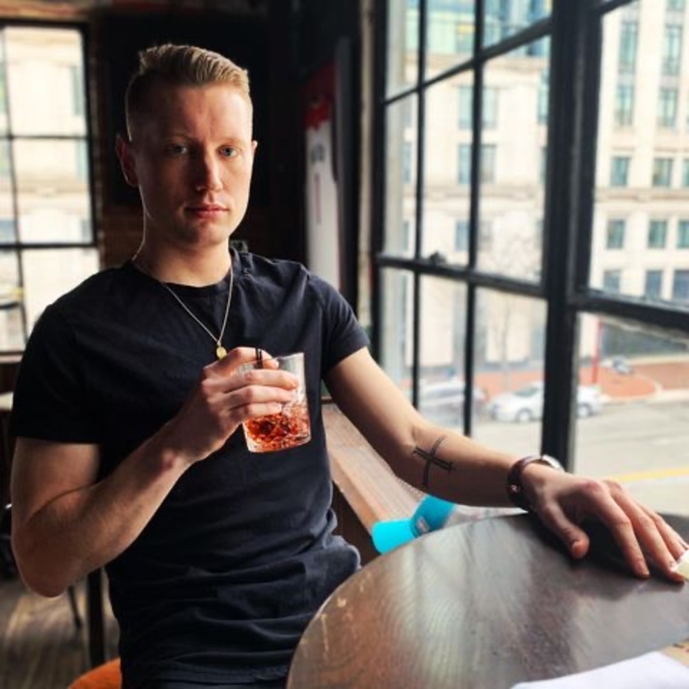 Meet your Posher, Jake